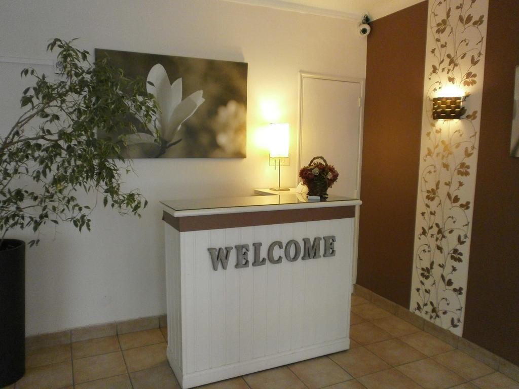 Hotel Jaures Toulon Exterior photo